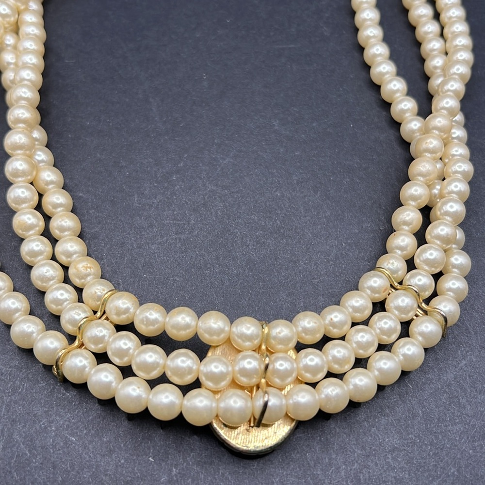 Vintage faux pearl rhinestone necklace - Picture 5 of 6